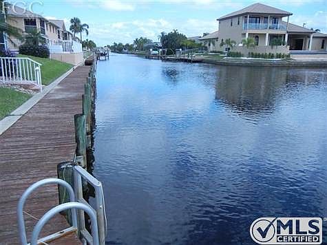ENJOY BOATING . . . PICK YOUR SPOT!