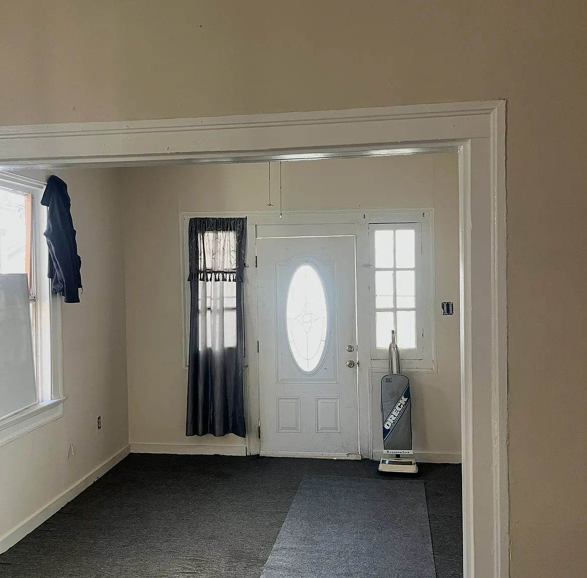 2 bed, 744 sqft, $800 — Photo 2