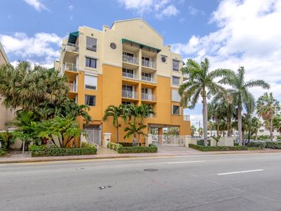 2642 Collins Ave APT 207, Miami Beach, FL, 33140