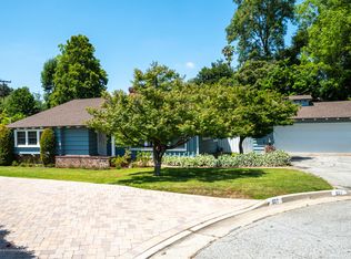 521 Wenham Rd, Pasadena, CA 91107