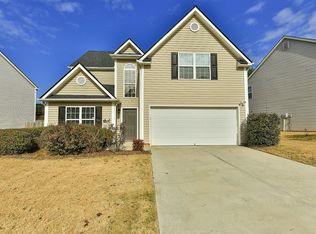 88 Shadowbrooke Cir, Loganville, GA 30052