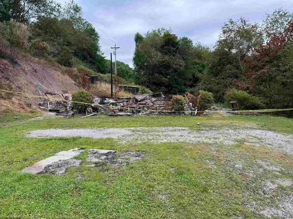 2730 Turkey Run Rd, Buckhannon, WV 26201