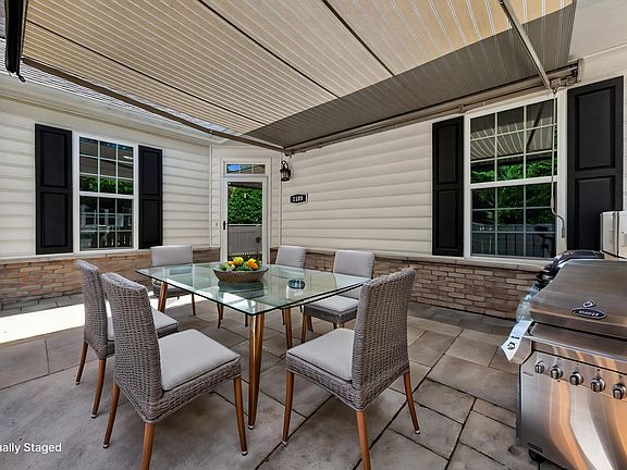 5th image of 1189 Blue Bird Ln #1189