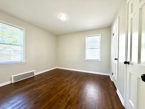 3 bed, 1092 sqft, $1,650 — Photo 3