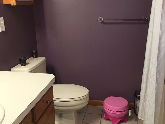 5th image of 5425 Hickory Cir