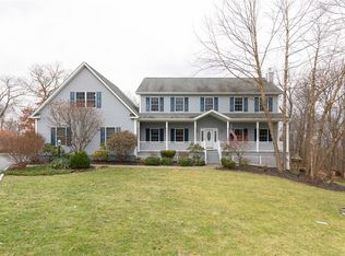 2 Ridgecrest Dr, Wingdale, NY 12594