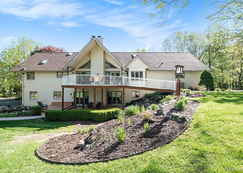 17370 Fish Lake Rd, Holly, MI 48442 MLS 20230040135 Zillow