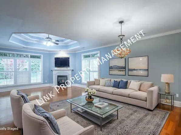 7655 Lenox Trace Dr, Hixson, TN 37343