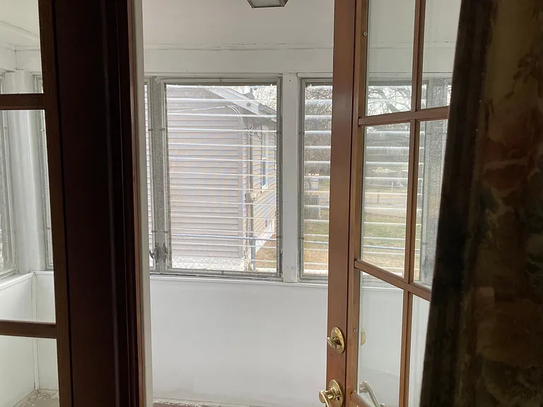 9810 Bunkum Rd — Photo 9
