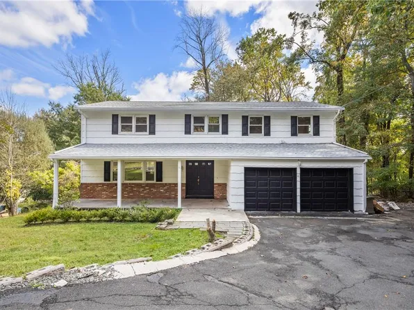 6 Sunny Ridge Road, Spring Valley, NY 10977