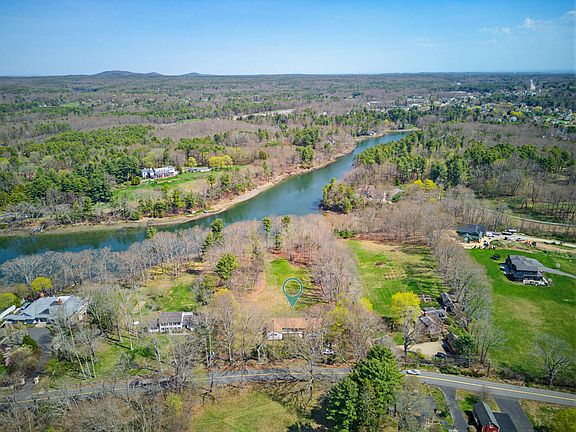 3rd image of 90 Southside Road