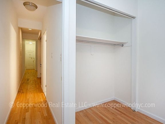 4th image of 121 E 82nd St APT 18