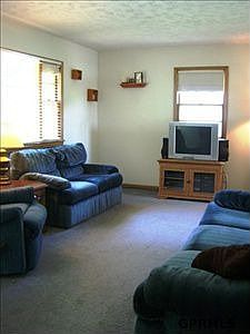 2nd image of 7502 Erskine St