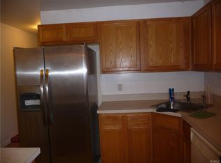 73 Jordan Ln, Middletown, NY 10940
