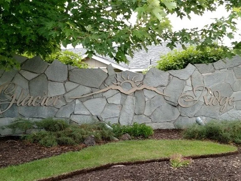 3340 NE Mendenhall Dr — Photo 14