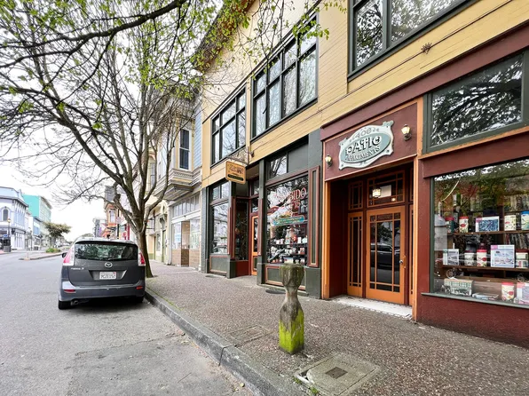 408 2nd St #4, Eureka, CA 95501