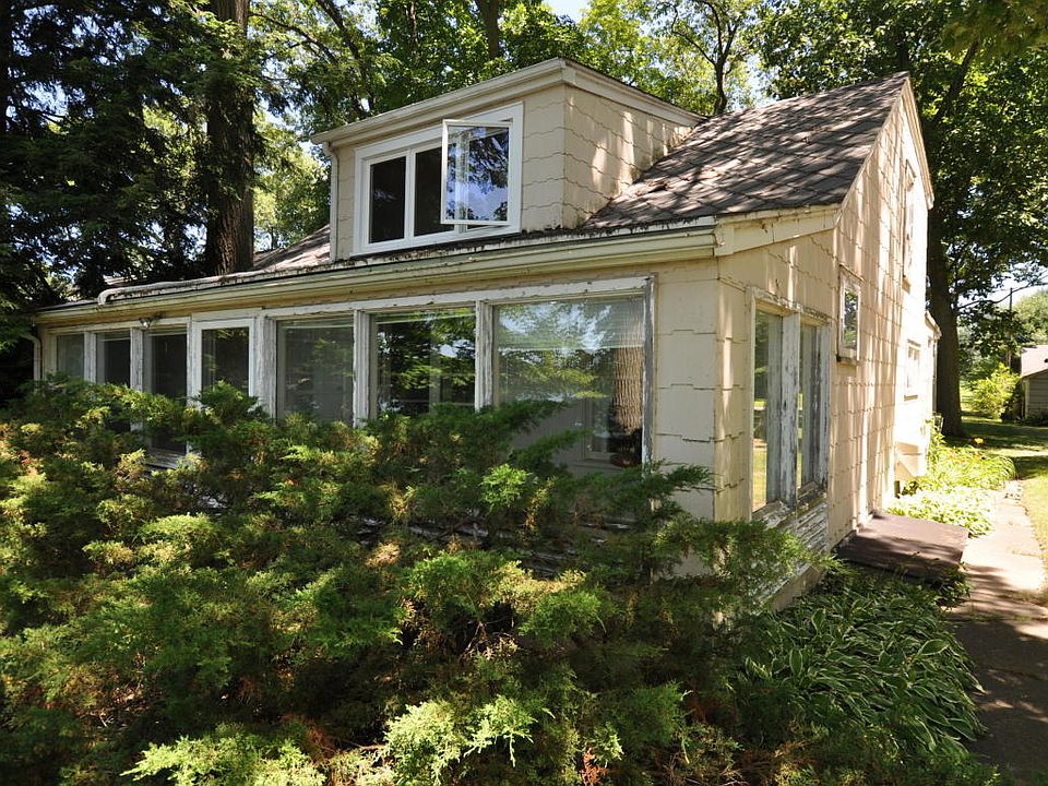 1st image of 8790 Long Lake Dr E