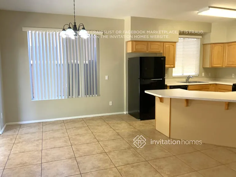 606 W McRae Dr — Photo 6