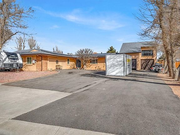 3rd image of 497 W Archer Dr