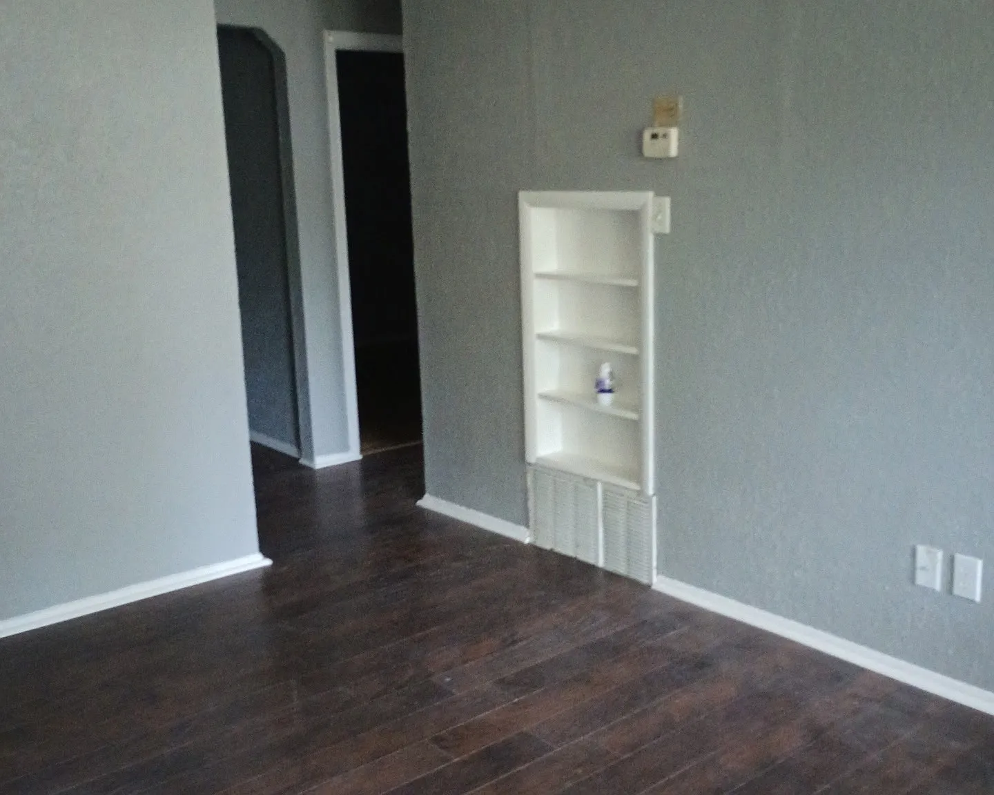 3 bed, 985 sqft, $1,250 — Photo 4