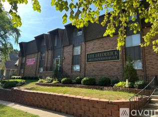 4813 Underwood Ave APT 8, Omaha, NE 68132