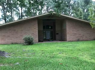 2140 Edson Dr, Beaumont, TX 77706