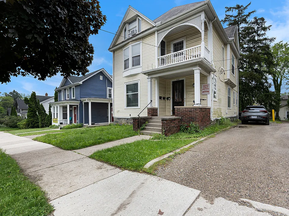 528 S 5th Ave #2
