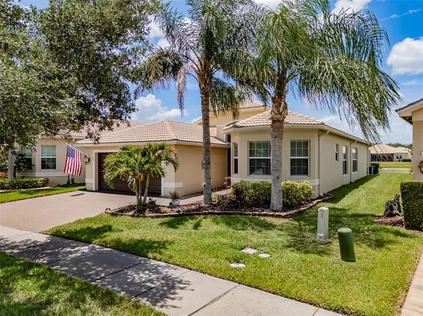 5005 Crystal Beach Dr, Wimauma, FL 33598