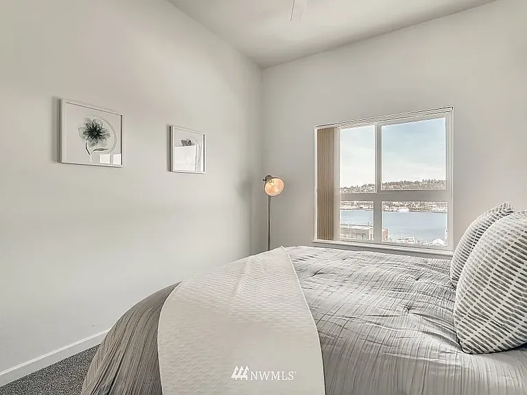 1504 Aurora Ave N #503 — Photo 13