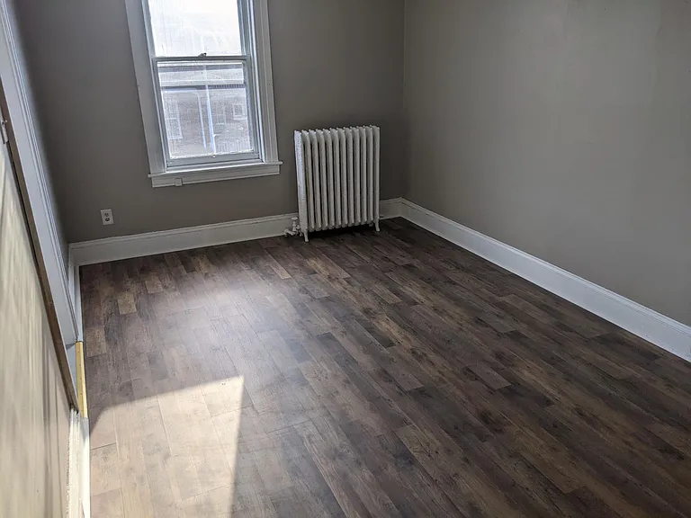 664 Madison Ave #2F — Photo 7