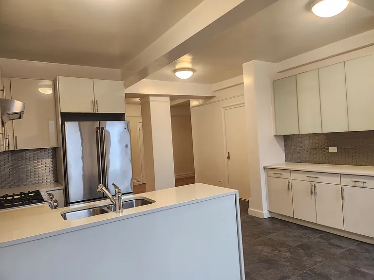 207 W 106th St #4D — Photo 11