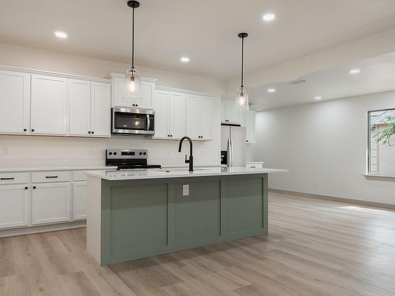 5th image of 2028 N 5th St