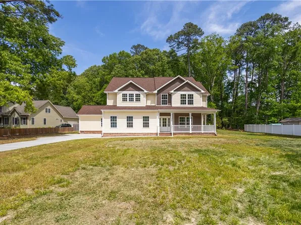 307 Smithfield Blvd, Smithfield, VA 23430