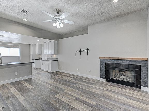 4th image of 514 Meadbury Dr #0