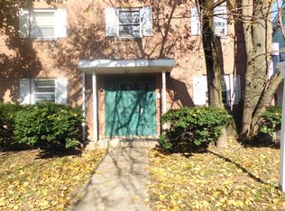 100 Flatbush Ave APT B1, Hartford, CT 06106