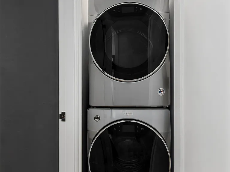 450 W 20th St #PENTHOUSE — Photo 9