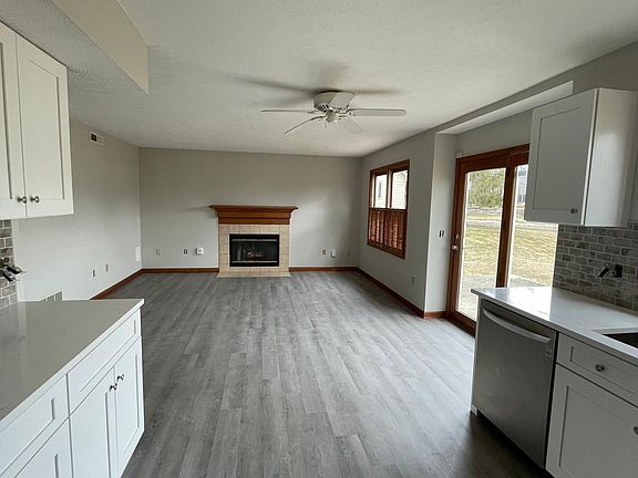 4th image of 2068 Suda Dr