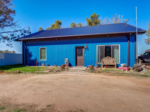 1115 N Cedar St, Brownfield, TX 79316