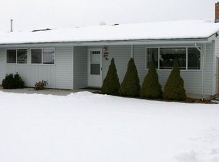 10442 Wright Ave, Klamath Falls, OR 97603
