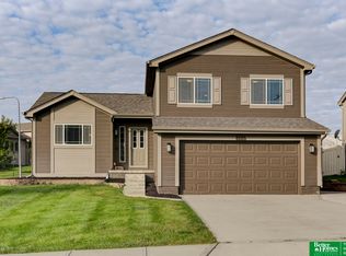 8120 S 190th Ave, Omaha, NE 68136