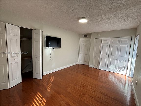 5th image of 619 Michigan Ave APT 6