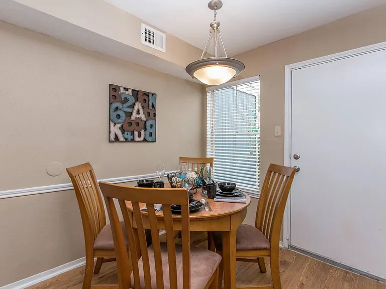 Lafayette Green Apartment Homes — Photo 34