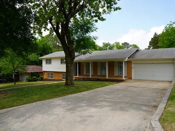 607 Hillmont St NW, Huntsville, AL 35816