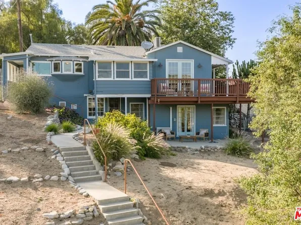 9866 McBroom St, Sunland, CA 91040