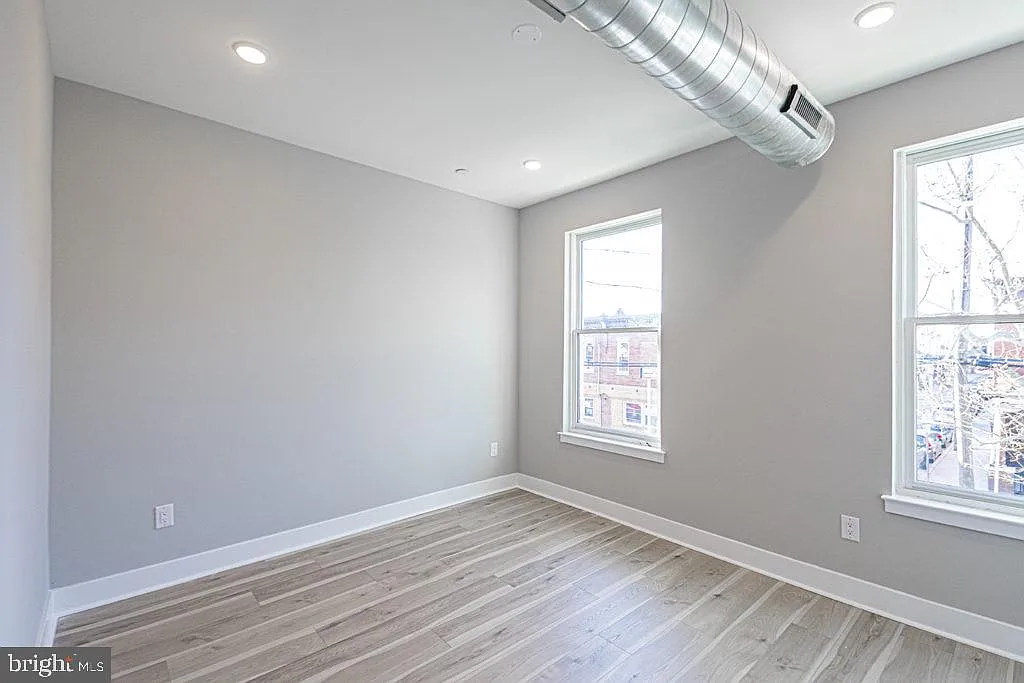 2 bed, 2.0 bath, $1,945 — Photo 3