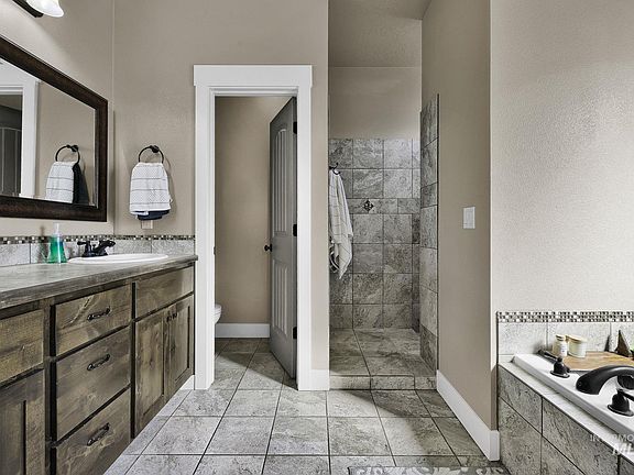 4th image of 2657 E Basalt Ct
