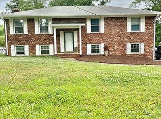 2422 Maplewood Dr, Chattanooga, TN 37421