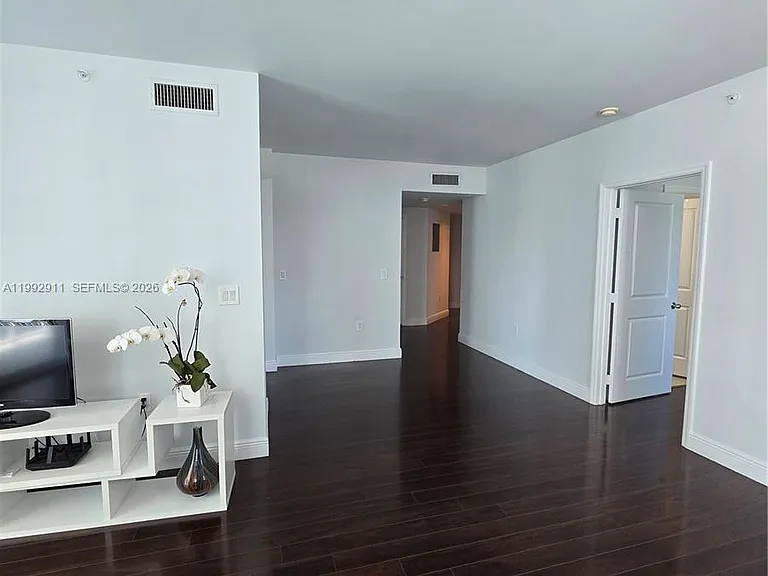 1250 S Miami Ave #1514 — Photo 8