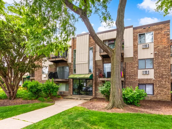 1471 N Winslowe Dr APT 201, Palatine, IL 60074
