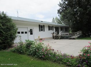 29391 420th Ave, Roseau, MN 56751